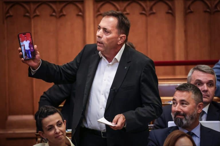 Pócs János Videózás Miatti Felszólalása A Parlamentben