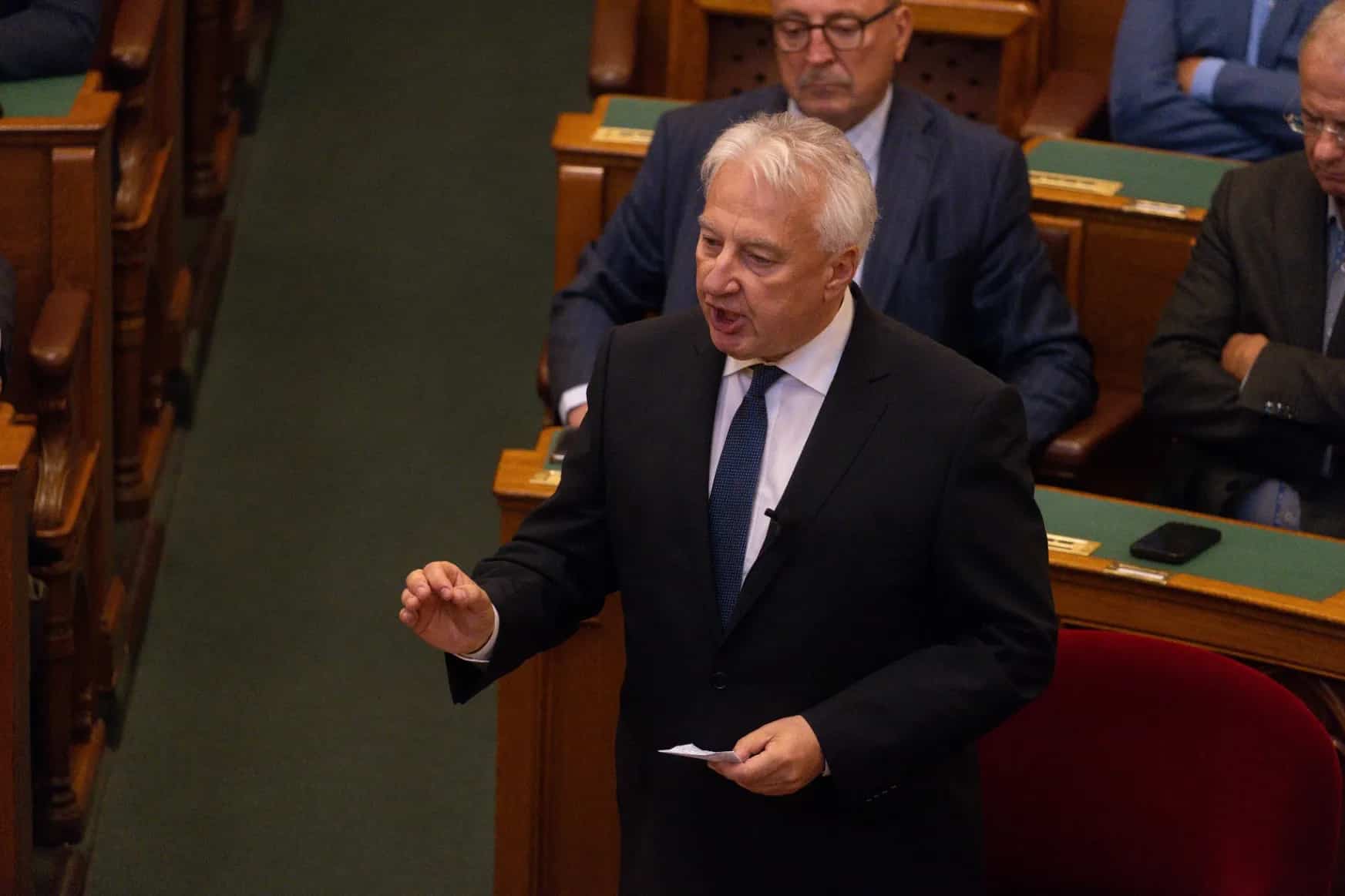 semjen-zsolt-zsolti-bácsi-ügy-tordai-bence-birosag-ragalmazas-pedofil-botrany-lebukas