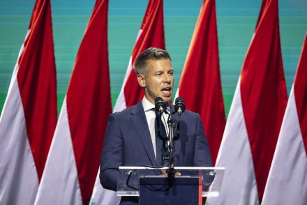 A saját jelenléte lehet a korlát? Magyar Péter visszaszólt a Political Capitalnak