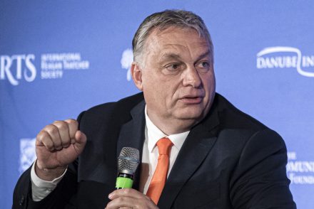 Kiderült, mit csinált valójában Orbán Viktor az amerikai útja során – a Napok romjai szerint a magánút is lehet diplomácia