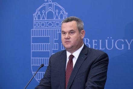 Takács Pétert börtönbe kívánták, agyhalott, bohóc – elszabadultak az indulatok