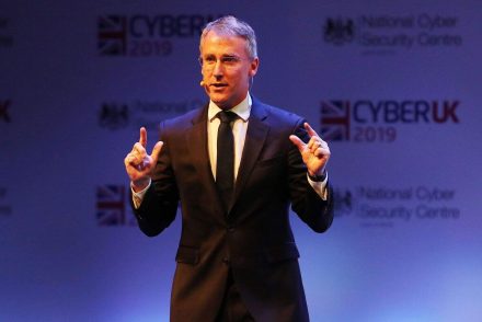 Windows XP a vízműveknél és félresikerült tesztek: Ciaran Martin szerint felesleges a mesterséges intelligencia miatti világvége-hisztéria