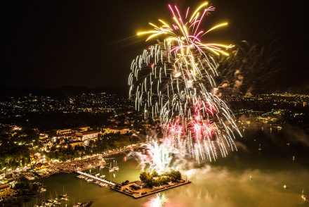 Mi lesz így a 2026-os augusztusi tűzijátékkal? 37 fokos hőségkatlan után lecsapó viharok tarolhatja le