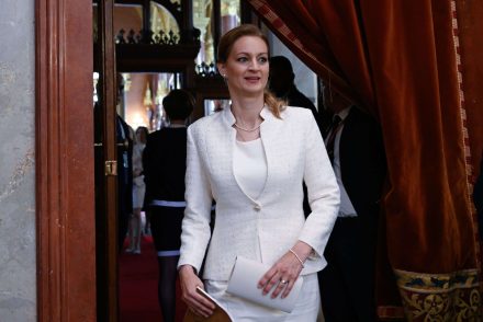 Ki ellenőrzi majd az új hivatalt? Forsthoffer aláírásával hatályba lépett az NVVH-törvény