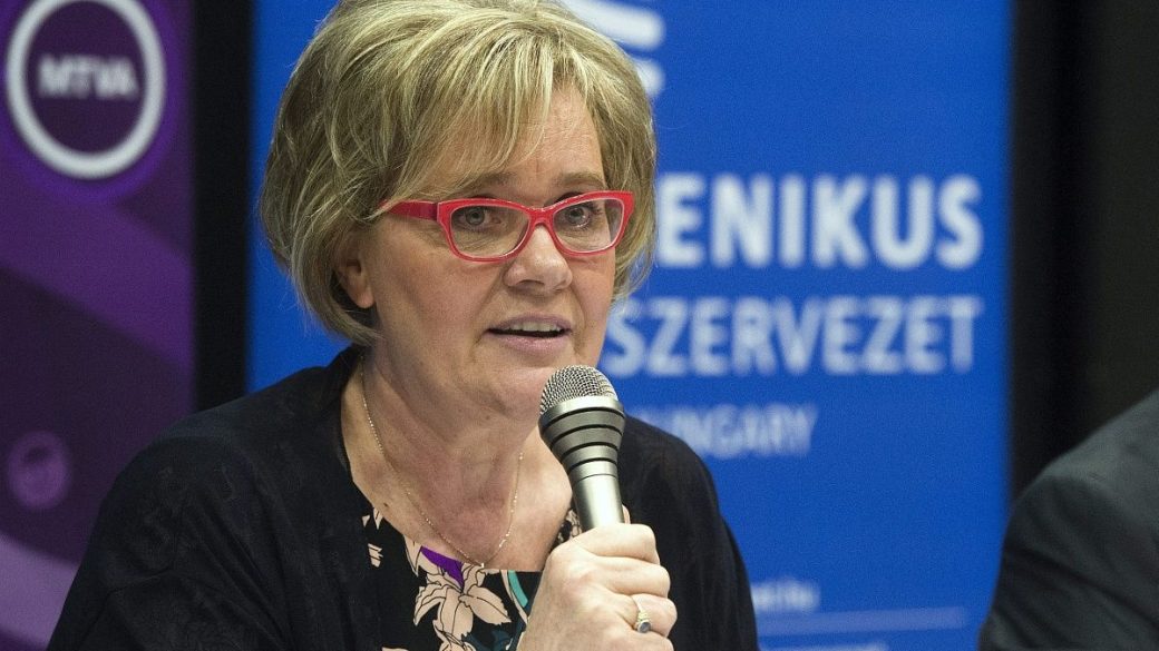 siklósi beatrix mtvak közmédia