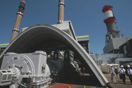 Akár 400 megawatt térhet vissza: a Dunamenti Erőmű egy alkatrészre vár