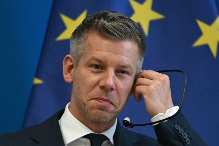 Miért most kell hálózatot menteni? Magyar Péter szerint Orbán Viktorék már 4 éve tudták, hogy baj van