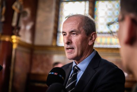 Kitálalt az OMSZ a lesújtó számokról, Hegedűs Zsolt történelmi bejelentést tett: 26,4 perces átlaggal mentik az életeket, szupermérföldkő lett a mentők kiérkezési ideje körüli leleplezés
