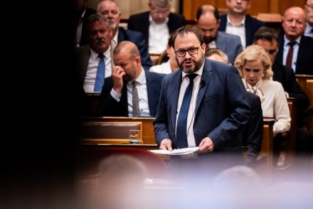 Pénzügyminisztérium: 524,3 milliárd forintos többlettel zárt a költségvetés júliusban, de van egy bökkenő