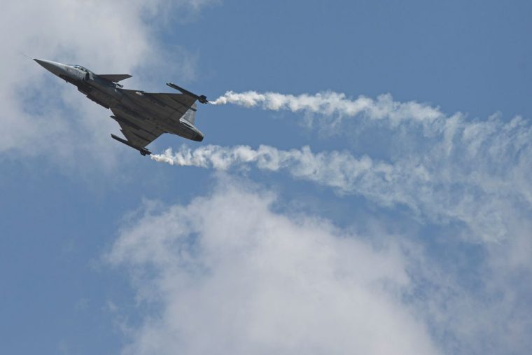 lezuhant gripen szeged