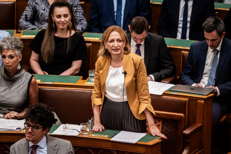 A MÚOSZ volt elnökét és a Sanoma korábbi vezérét is beveti a Tisza: velük vennék át a Médiatanács és a közmédia ellenőrzését