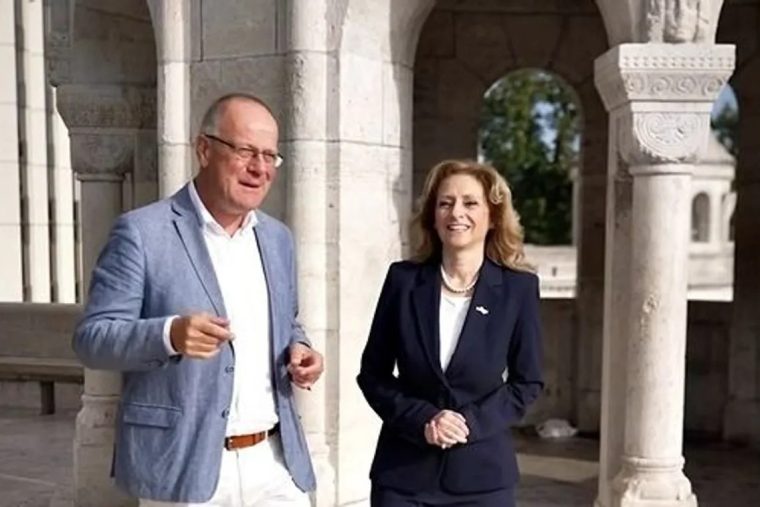 navracsics tibor es ferencz orsolya