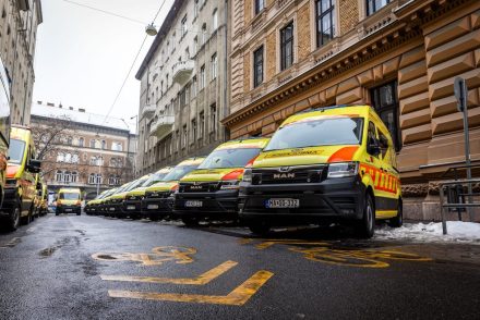 Az Országos Mentőszolgálat sikertörténetként posztolt egy újraélesztésről, de a hozzászólások között megjelent az özvegy