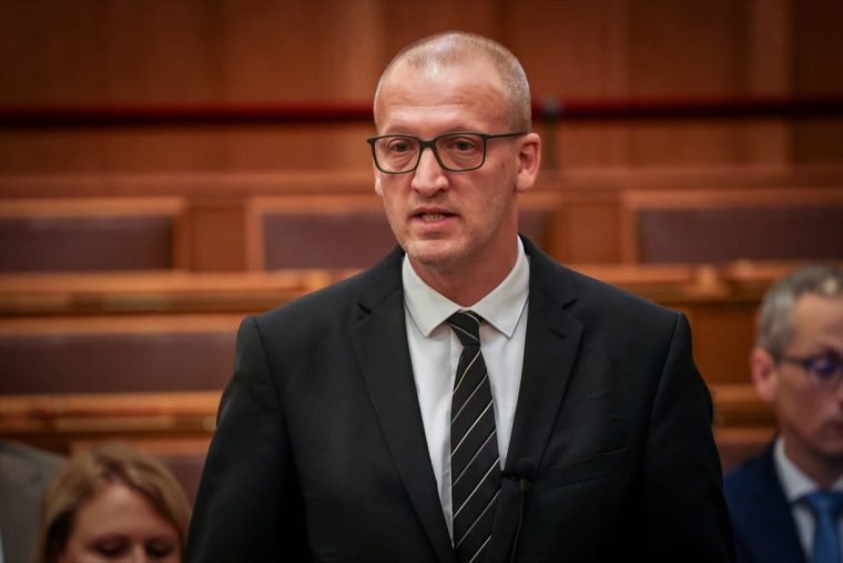 tarr zoltan vidnyanszky attila menesztes cafolat forraskep 1