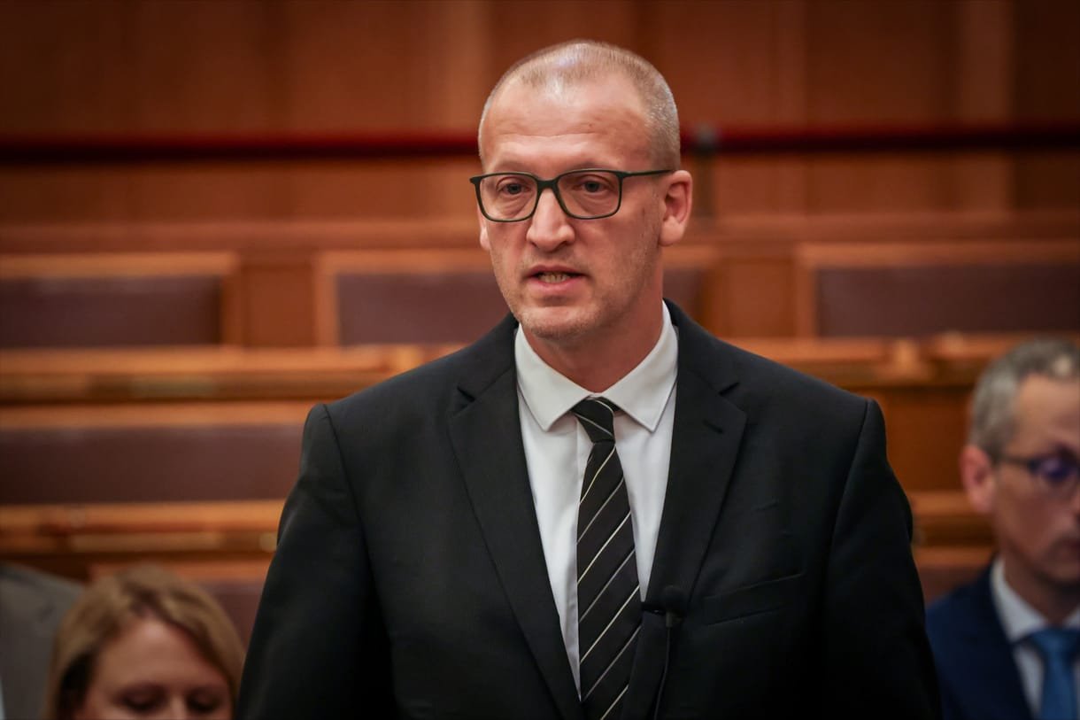 Tarr Zoltán szerint Vidnyánszky hazudik a menesztésével kapcsolatban