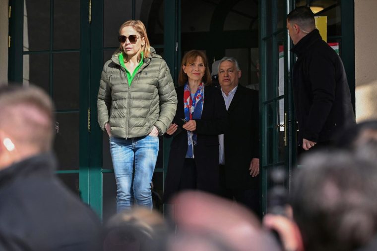 Kiegészítette a feljelentést a Miniszterelnökség: Kaminski Fanny 0–24-es Orbán-munkája mellett a parlamenttől is tízmilliókat kapott