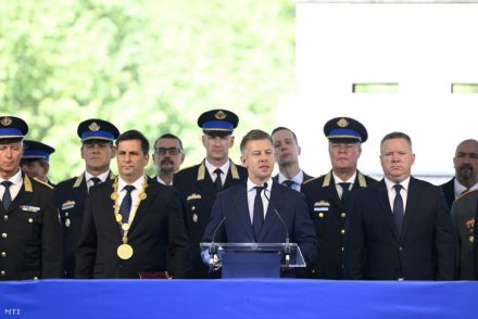 Egyre nagyobb a nyomás Magyar Péteren, fogy a türelmük az állami dolgozóknak, sztrájkra és nyomásgyakorlásra készülnek az állami dolgozók