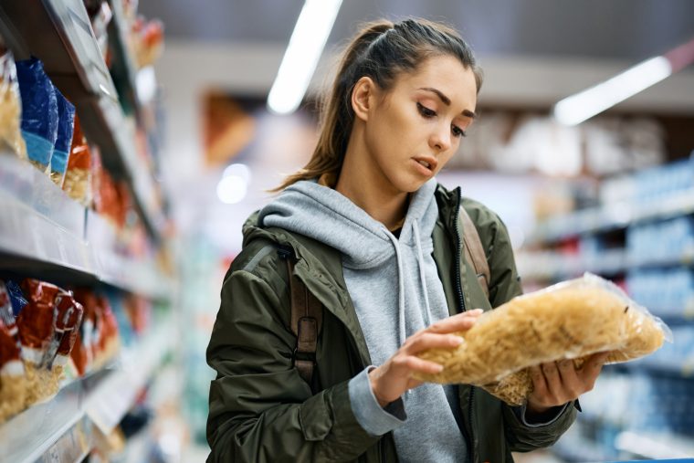 Papíron olcsóbb lett az élelmiszer, mégsem mindenki ezt érzi: óriási különbségek vannak az árakban