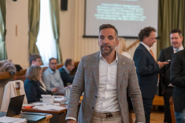 Lemondott Egry Attila, Józsefváros fideszes frakcióvezetője: Pikó András 440 milliós álcivil pénzekkel vágott vissza