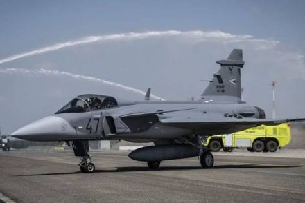 Több millióba került a részeg Gripen-tolvaj ámokfutása, akár le is lőhették volna
