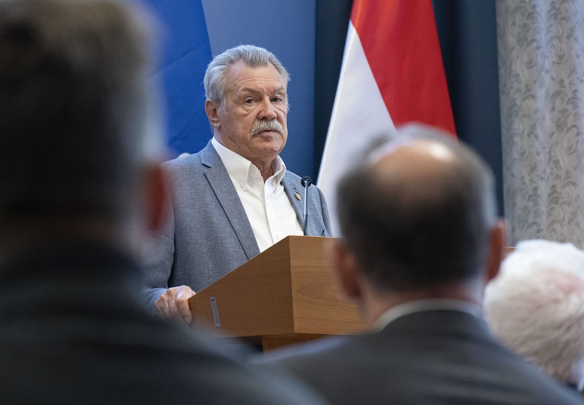 farkas bertalan felesege meghalt