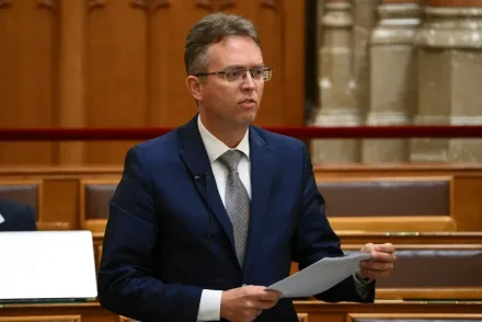 hanko balazs bujkalok fidesz frakcioirodajabol uzent