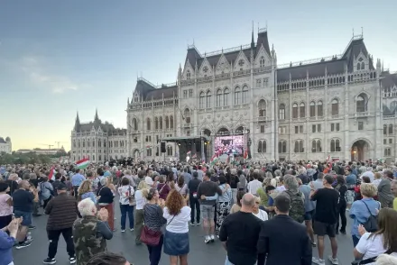 Eljön a revans ideje: Huth Gergely elszámoltatással fenyegette meg a Tisza-kormányt a Kossuth téren