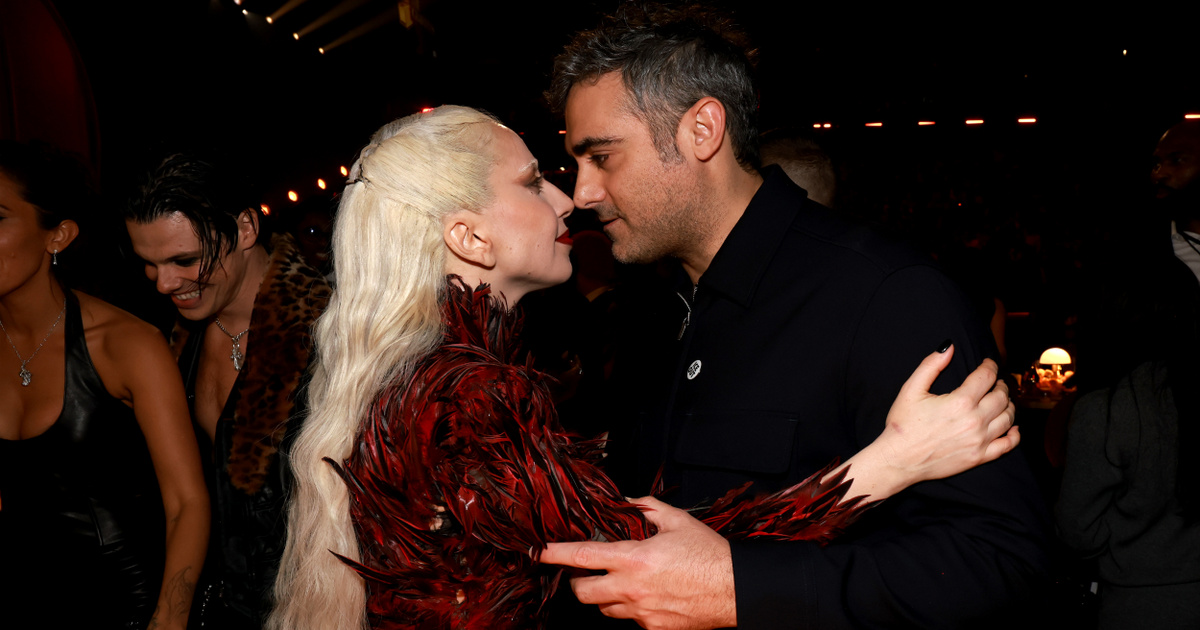 lady gaga titokban szuletett kislanya hivatalos