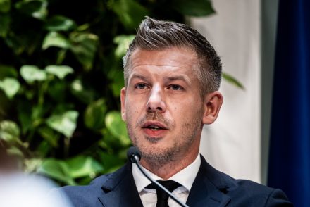 Hazaárulózással zárult Magyar Péter pécsi fóruma, ám a szakértő szerint nem ez a legaggasztóbb fejlemény