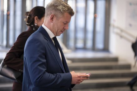 Magyar Péter tízmilliárdos kifizetőhelyeknek nevezte a megyei önkormányzatokat, radikális átalakítás jöhet