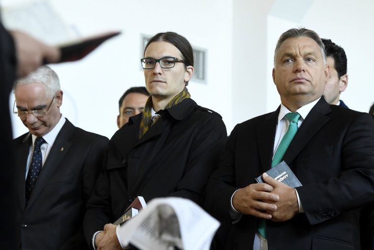 Hivatalos tisztség nélkül tárgyalt külföldi delegációkkal Orbán Gáspár: a Külügyminisztérium iratai leplezték le a hátteret