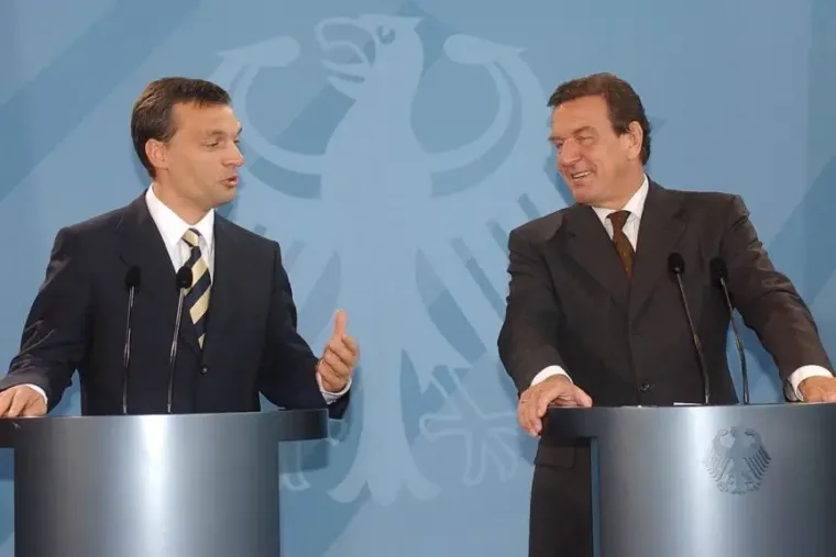 Egy kis cetlit adtak át Orbán Viktor ebédjén: Prőhle Gergely elmesélte, hogyan érték meg 9/11-et Berlinben