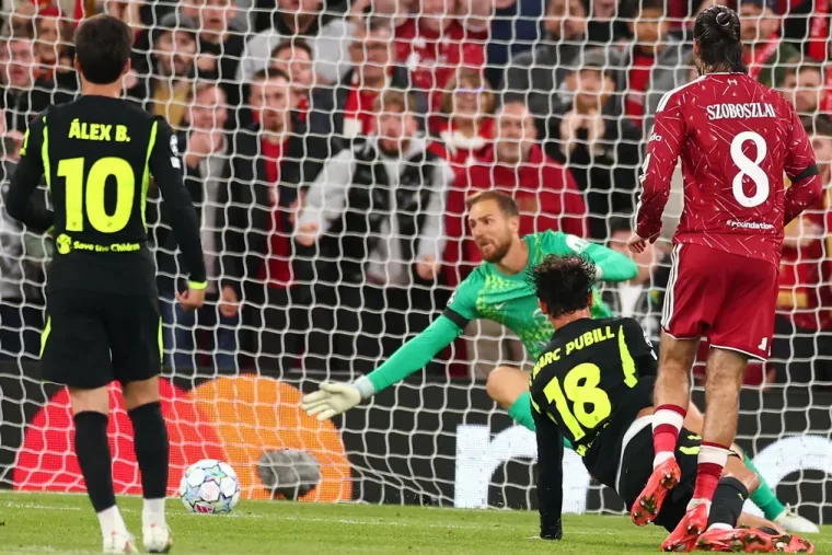 Kerkez Milos hibája után Szoboszlai Dominik mentett: hátrányból fordított a Liverpool a BL-ben