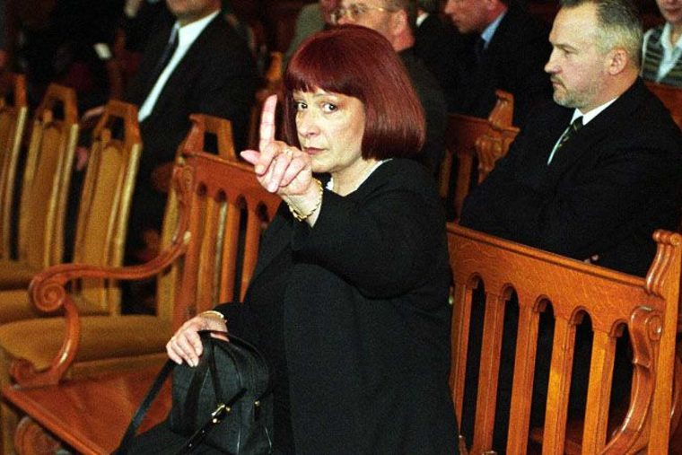 A büntetőperben felmentették Tocsik Mártát, de a 804 milliós sikerdíj sorsát végül egy egészen más ítélet pecsételte meg
