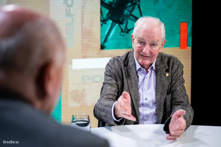 Bárándy Péter szerint a kormánydöntés végrehajtása nem menti fel a minisztert