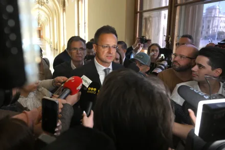Szijjártó Péter a Nemzetbiztonsági Bizottság előtt: a zárt ajtók mögött vették elő a BYD-alkut
